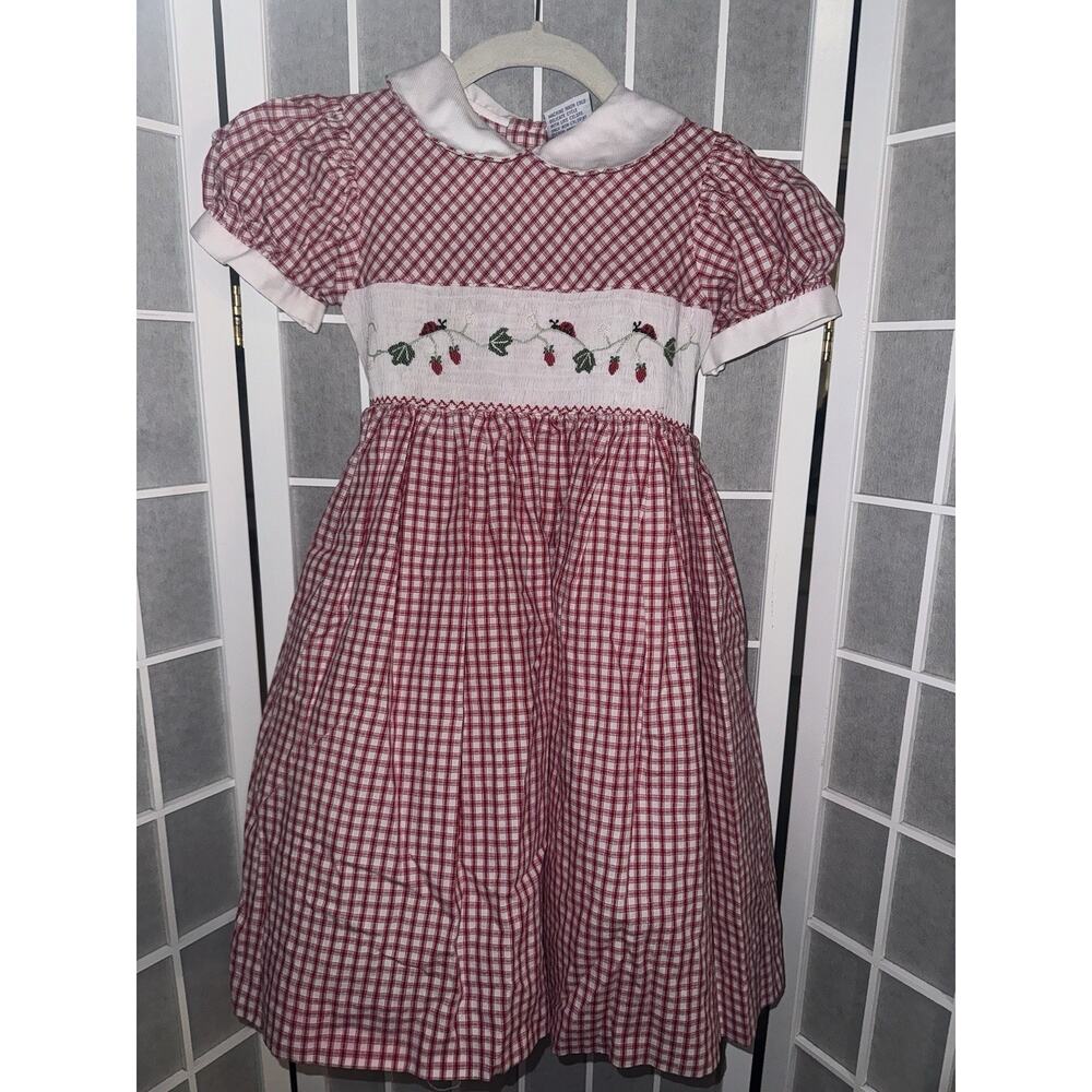 Vtg Friedknit Creations Girl's 6Y Red & White Gingham Smocked Fit & Flare Dress